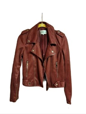Vigoss Women's Burgundy Jacket